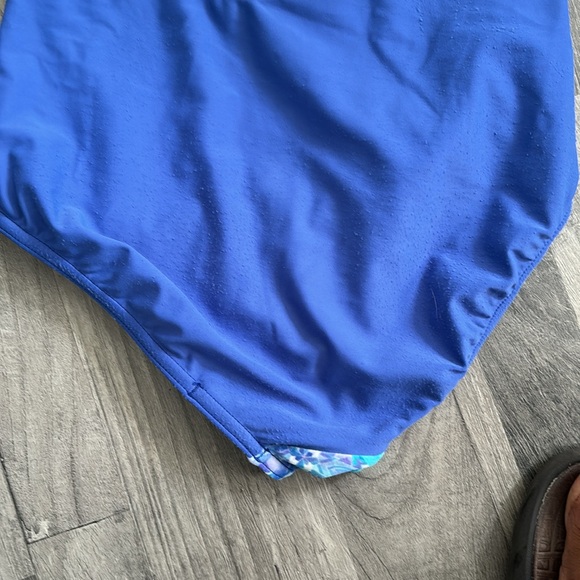 Speedo one piece swimwear - Picture 4 of 6